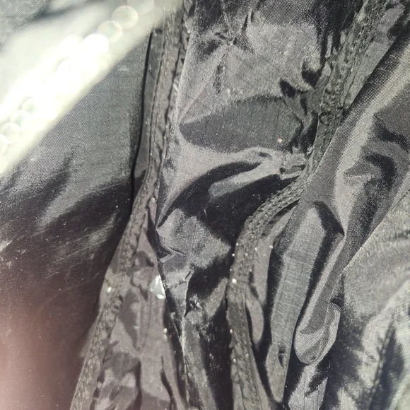 Baggu UO Exclusive Rose Embrodierd Medium Crescent - Picture 3 of 7